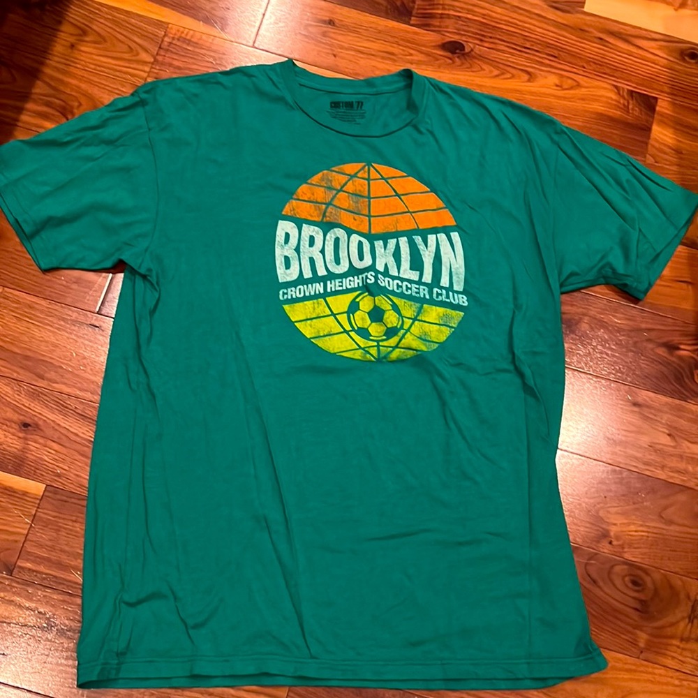 BROOKLYN SOCCER CLUB XL Graphic Tee